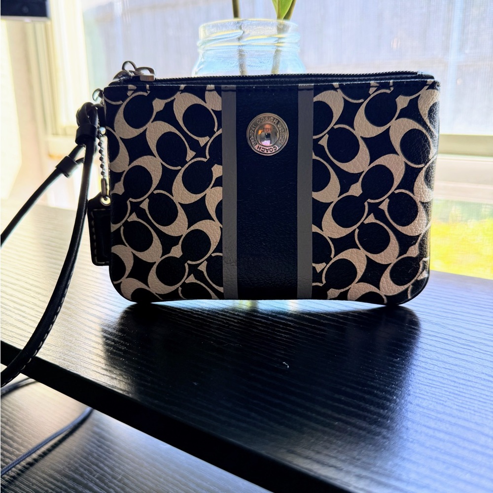 Coach Signature C Black and White Women’s Wristlet Zip Wallet - 6”x 4”